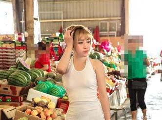 更新通知：爱丝的冬日暖阳写真，真是时骚眼根本停不下来。