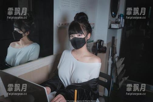 看，Aram(아람)的泳装，这美图太值得一看！