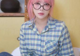 Dami(퀸다미)制服好看得我不敢直视，得赶快网盘下载以备不时之需！