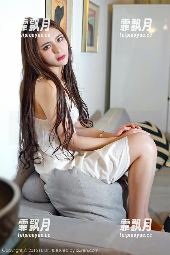 Feilin嗲囡囡 - SiByl李思宁的校服美图，连我都差点要重返校园了。
