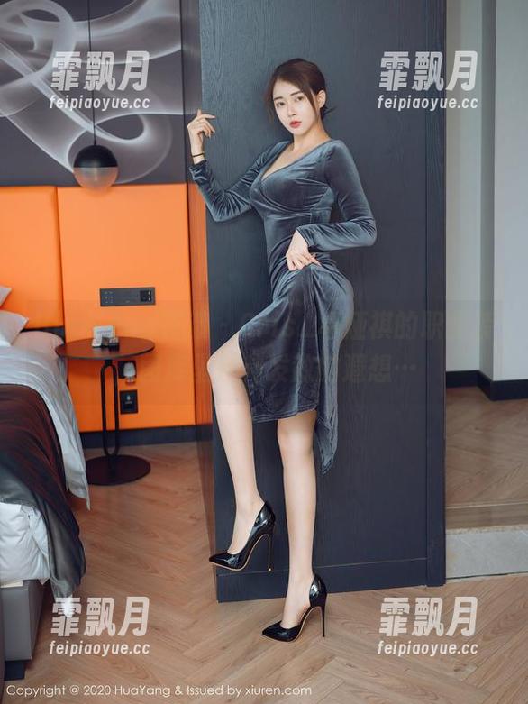 HuaYang花漾 - Cris_卓娅祺的职业装，图库里各种发散的遐想…
