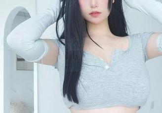 K酱热辣短裤秀：在线看来个新套路，原图带来的小期待。