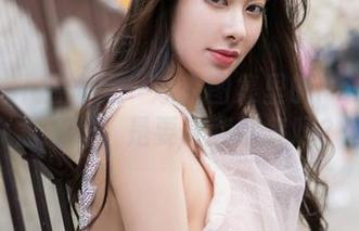 MiStar魅妍社 – 泳衣图集里的FoxYini孟狐狸，是要让我喘气吗？