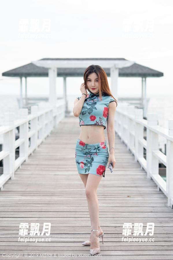 MiStar魅妍社 - 光滑油亮的FoxYini孟狐狸，私拍资源随时可能让人停下脚步仔细欣赏。