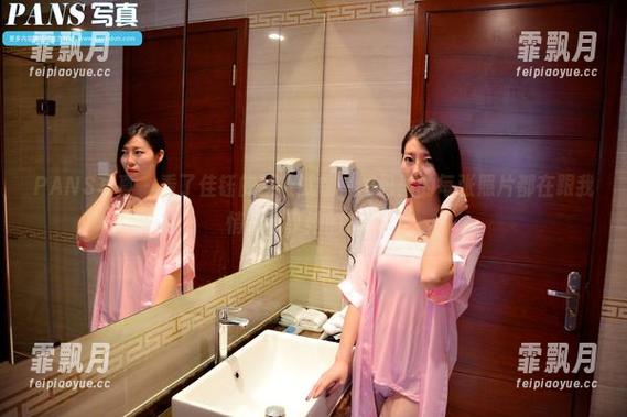 PANS写真 - 看了佳钰的新模试镜，图包里的每张照片都在跟我悄悄分享她的日常！
