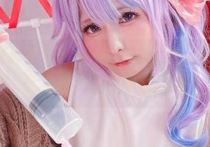这组写真中Sayo Momo和Yuni的默契,让我忍不住想多看几眼!