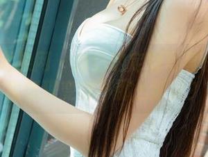 UGirls尤果网 – 海边的定制写真任务：让孟狐狸变得不那么狐狸？