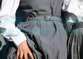 UGirls尤果网 – 听说温柔需要技巧？尤娜娜的写真分享或许揭示了其中的微妙之处。