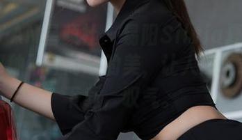 XINGYAN星颜社 – 易阳Silvia夏天的图集：那种不言而喻的美，让人想下载，再下载，叹气。