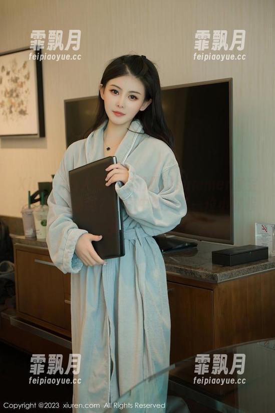 Xiuren秀人网 - 你们见过summer宝宝的女孩全集吗？原图中的她像一位小时候的公主！