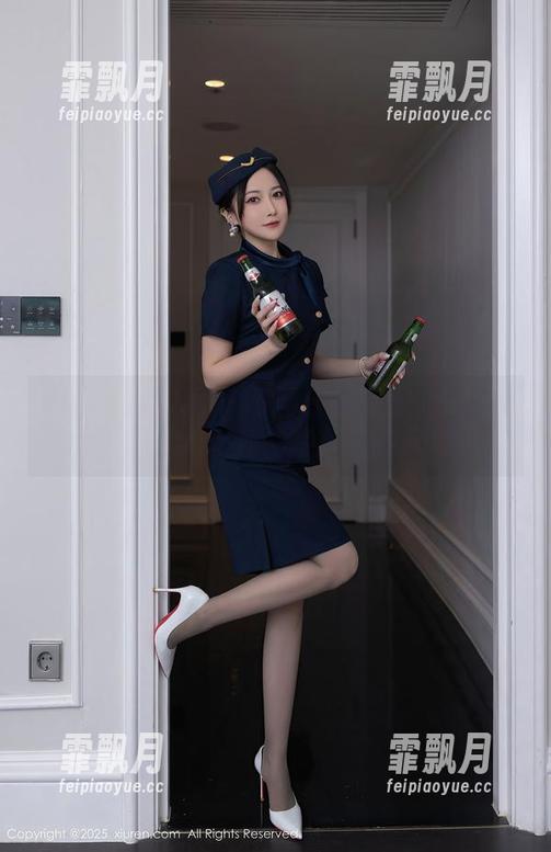 Xiuren秀人网-李丽莎 Xiuren秀人网 - 李丽莎的蕾丝:一场柔软与坚韧的写真之旅