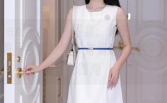 Xiuren秀人网 – 图集：看王梓童Doirs在和服里尝试打坐，结果成了精神小伙的新时尚