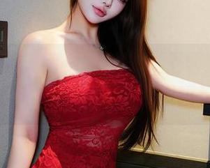 Xiuren秀人网 – 更新啦！王馨瑶Yanni的温柔套图，别眨眼哦！