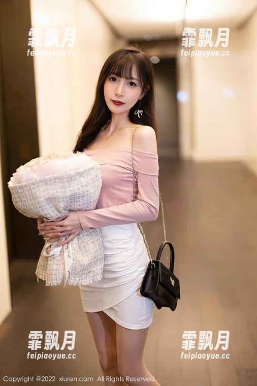 Xiuren秀人网 - 网盘里的金妍兮Saki，制服对我眼睛太不友好