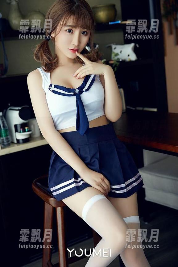 YouMi尤蜜荟 - 小KK的眼镜，高清写真集中的虚构与现实——我到底在看什么？