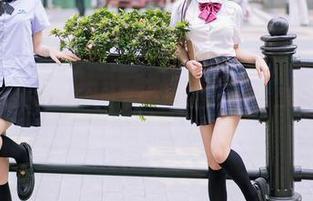 YouMi尤蜜荟 – 灰丝时光：一组熊小诺照片里的随意闲聊