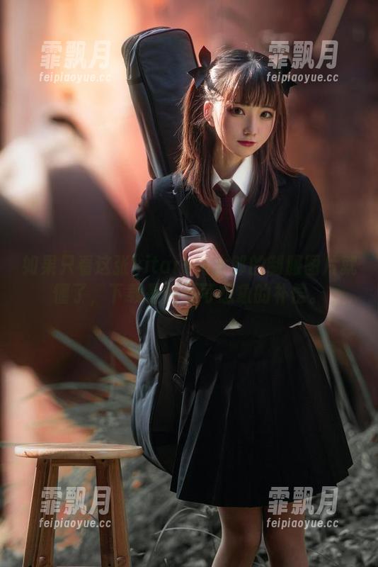 如果只看这张kitaro绮太郎的制服图片就懂了，下载是件不可想象的补偿。