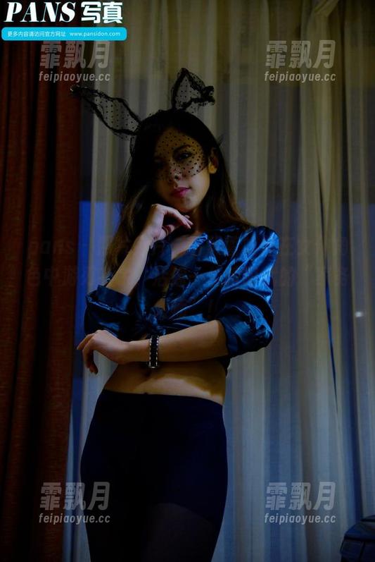 pans - 照片大片，看紫萱如何在女仆角色中游刃有余，活像一位跨时代的“家务大师”！