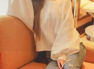 partycat轰趴猫 – 艾小青的女友写真不仅在网盘里，还在我心里