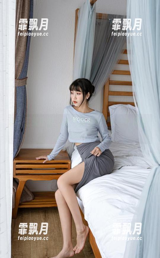 别人三亚度假，我只想看不呆猫分享泳衣cos！