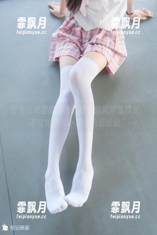 在兔玩映画的房间，夏天的风景免费送，不过内心的小期待总是缭绕。