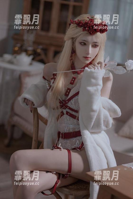 无圣光下的南桃Momoko，白得像棉花糖的写真，舔一口吗？