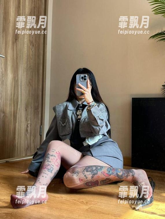 微密圈 - 卡通百科老王高清合集：桃花总被夸，傻与不傻随缘吧