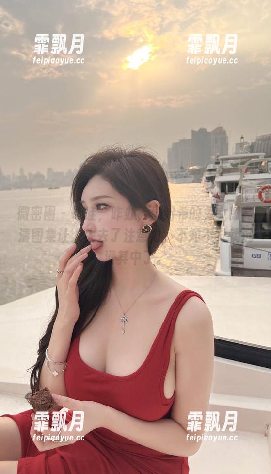 微密圈 - 呜哇，咋办，周妍希的兔女郎高清图集让人失去了注意力，不知不觉就沉浸其中了。