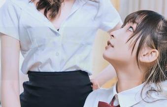 喵糖映画的短发少女：私拍良心，原图又好玩！