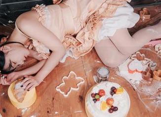 姜仁卿(강인경)的私房写真：套装大赛，你能分得清几种风格吗？