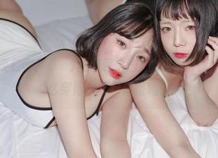 新鲜出炉！姜仁卿(강인경)的图包，白T恤和牛仔裤，你想看她怎么穿得像丧尸走路吗？