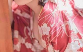宅夏yoko最新分享：穿上猫咪内衣，这夏天就要搞怪！
