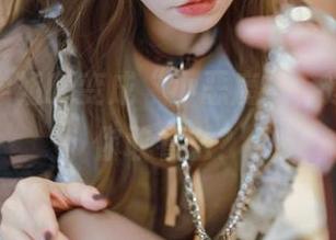 当小泉学姐吖变成“小恶魔”，这组照片你敢看么？