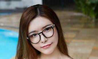 尤物馆 – 一秒变身：nova李雅的护士套图，分享我的“还原现实”的小秘密。