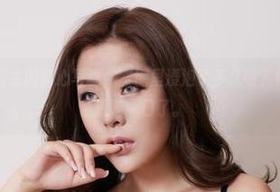 尤物馆 – 俞公主的甜心写真，蜜糖里浸泡了多久呀？照片看得我都想咬一口了。