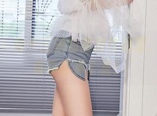 尤蜜荟 – 在十三姨的高清作品里，女王是最亮的那个星！
