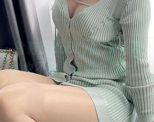 微密圈 – 徐莉芝Booty的JK福利：就算走光也不怕，我们全看脸！
