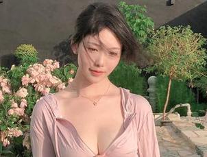 “一月微密圈”，抖娘利世让我明白，原来还有这样的美图能让思绪随时飞扬。