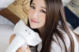 推女神 – 私拍合集里的梓萱Crystal，少年的那股青春不经意间就闯了过来！