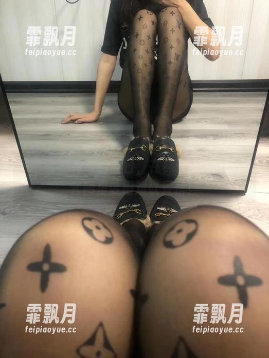 微密圈 - 神奇的夏日，在林子琳喵的免费套图里变得难以置信！
