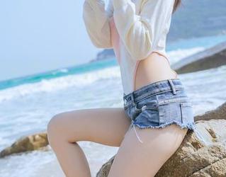 小白们的图库又更新啦，桃良阿宅的吊带终极版！