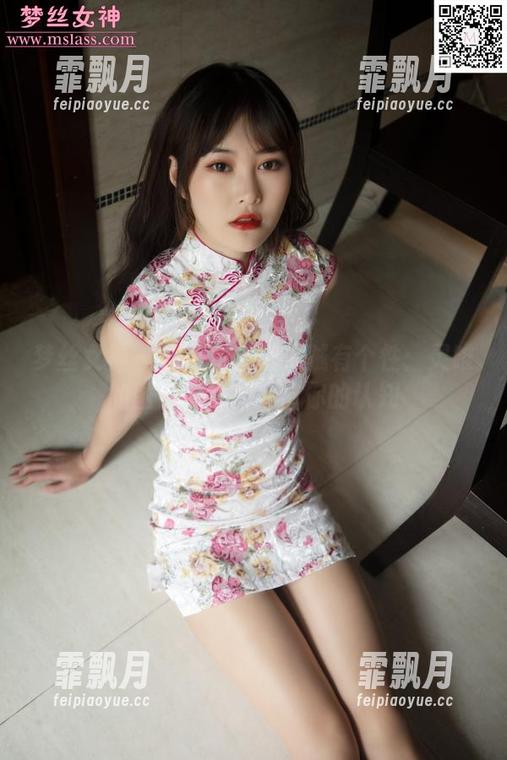 梦丝女神-灵唯 梦丝女神 - 就算是校服也贼有个性:灵唯的图片合集在冲击你的认知