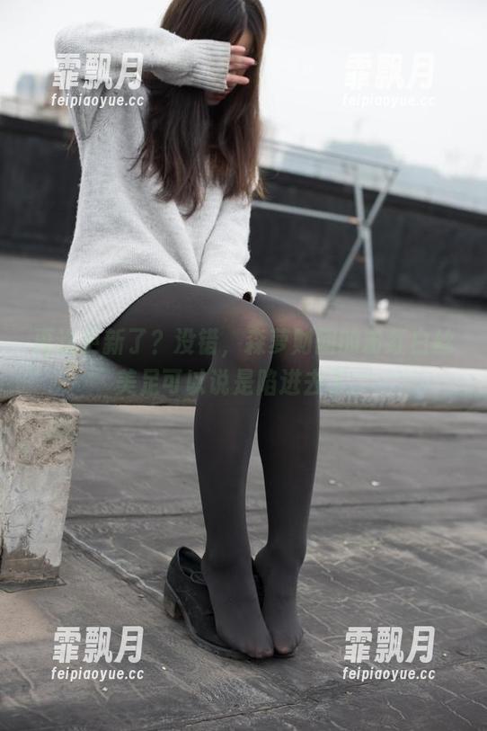 森萝财团 再次更新了?没错,森萝财团的粉红白丝美足可以说是陷进去了。