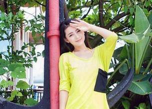 爱蜜社 – 小心！果儿Victoria的内衣美图合集会让你盯着屏幕忘记时间！