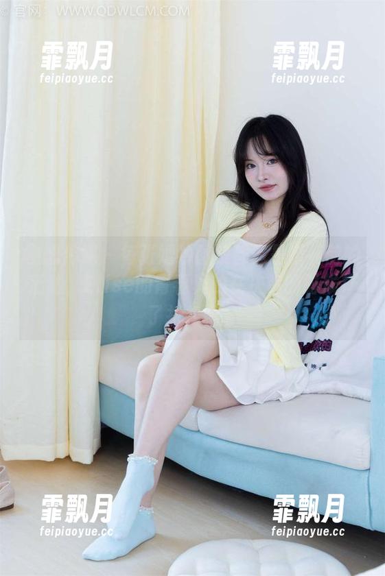 物恋传媒 - 每张婚纱图集都像是婚礼前的茫然，Elise的青春真的在决策的时候打了折扣吧。