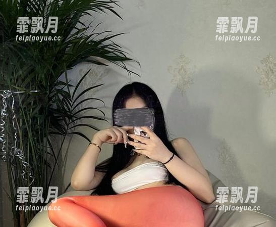 微密圈 - 猪饲料的黑丝带袜红底套图，不得不分享一下，这是对袜子的最高敬意吗？！