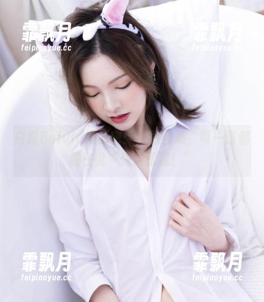 白露Bululu的秘密：套图合集，每一张都像在说“快来看我！”