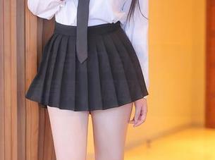 秀人网 – 工作与放飞自我的s模：唐安琪办公室职员写真，原图让你颠覆认知！