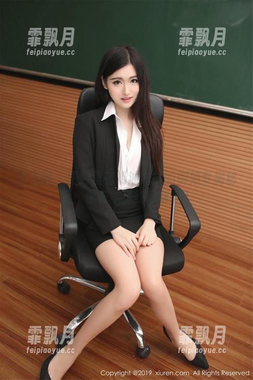 秀人网 - 图包里有奶油妹妹的御姐专属秘籍，你有本事找得到嘛？