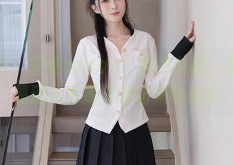 秀人网 – 安然anran，旗袍美图，穿得像是刚从古董店走出来的仙女